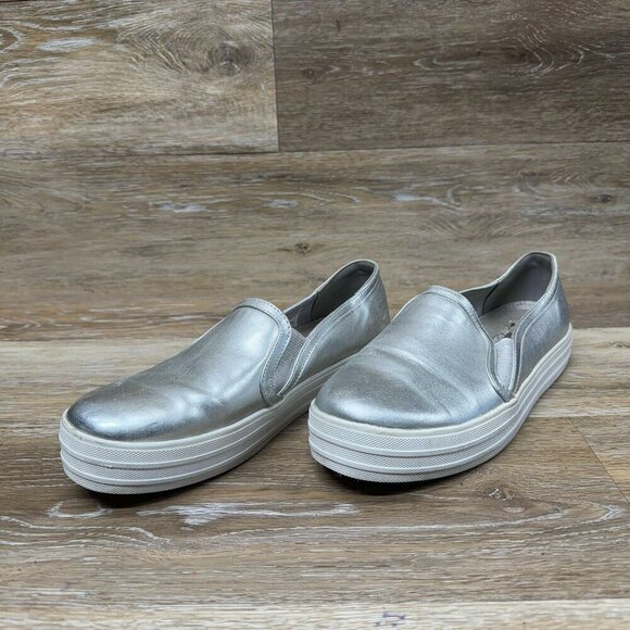 Skechers Double Up Metallic Silver Sneaker Women's Size 8 - Picture 1 of 6
